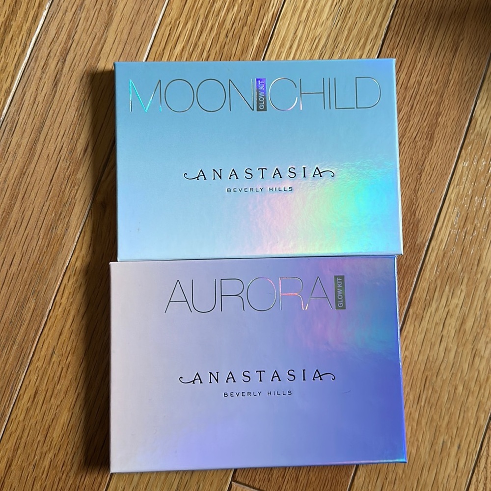 Anastasia glow kit in moon child and aurora